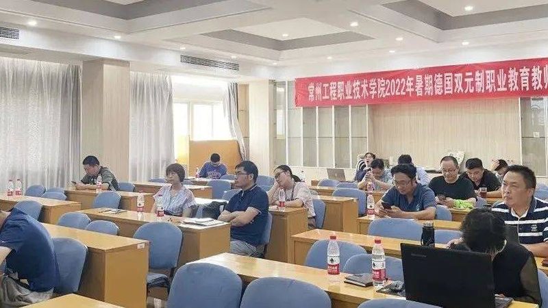 在线教育师资成本占比：揭秘背后的经济逻辑